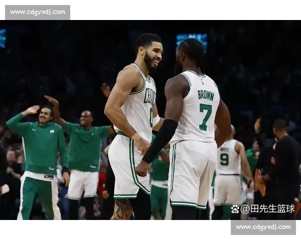 塔图姆 40+31 创总决赛纪录！力压哈利伯顿夺 FMVP，赛后炮轰裁判引发争议