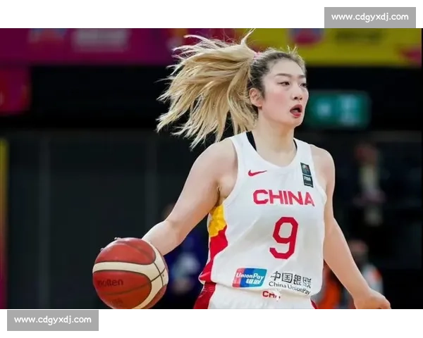 宫鲁鸣确认李梦因膝伤无缘亚洲杯 中国女篮锋线核心缺阵 宫鲁鸣确认李梦因膝伤无缘亚洲杯 中国女篮锋线核心缺阵