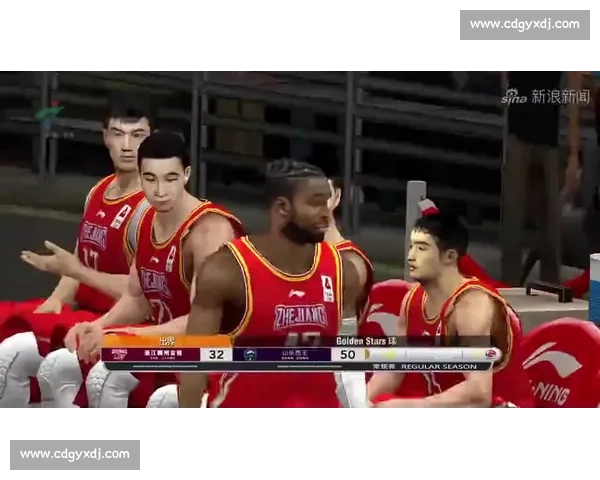 力劈华山!史密斯隔人补扣领衔总决赛十佳球 力劈华山!史密斯隔人补扣领衔总决赛十佳球