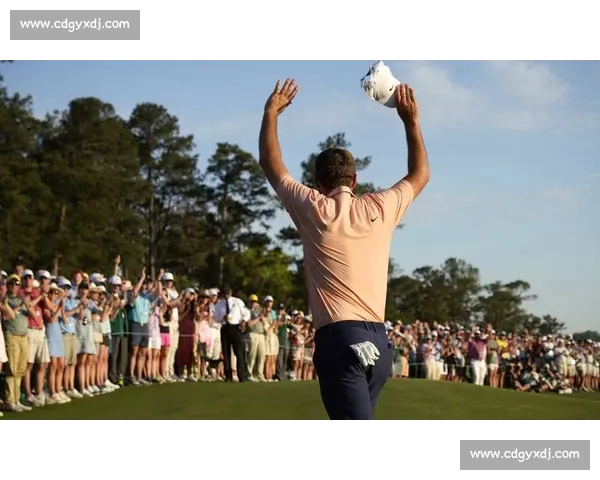 从球童到公开赛：美国牙医的高尔夫逆袭之路